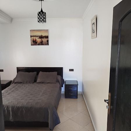 Apartment Corniche Ksar Sgher Ksar es-Sghir Kültér fotó